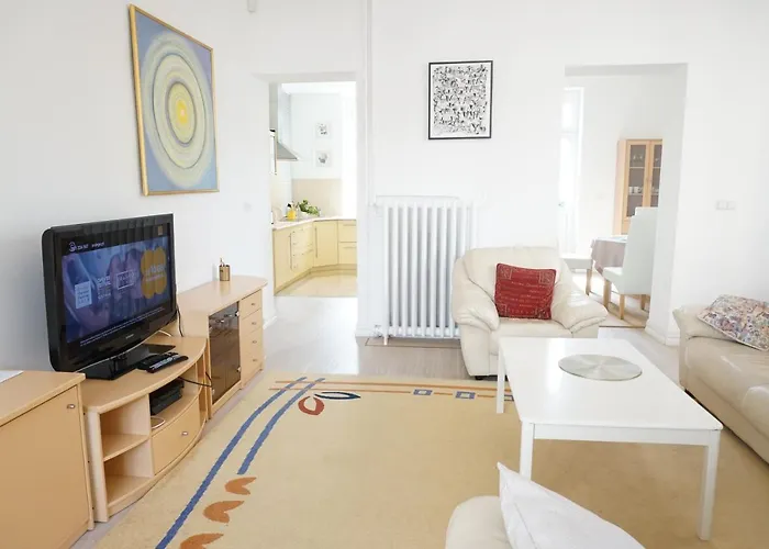 Home3city Grande 아파트 *